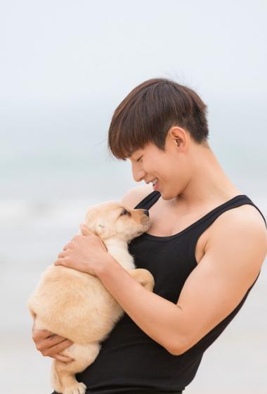 成毅与爱犬花样美图88