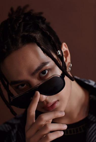 王一博嘻哈风超酷写真图片44