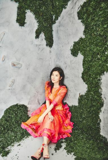 张棪琰时尚写真图片唯美优雅59