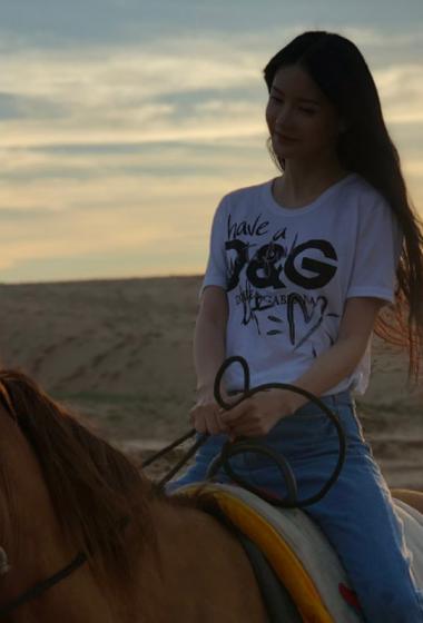 张芷溪清新自然旅拍写真图片19