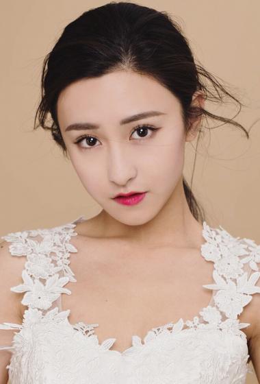 朱圣祎气质白裙写真图片44