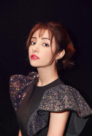 麦迪娜气质写真图片44