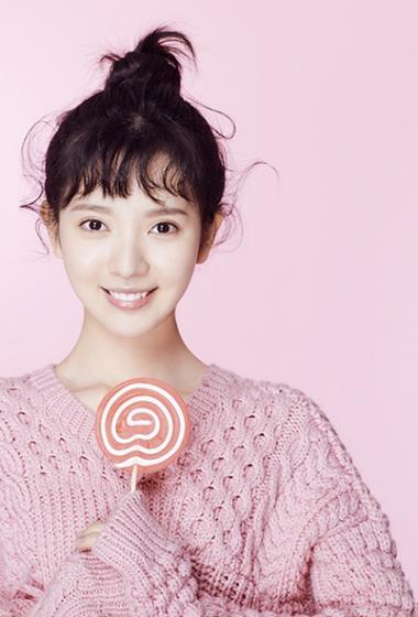 > 雨婷儿粉色清纯可爱写真图片(5/5)