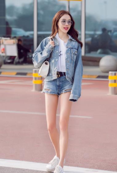 黄一琳清新机场照图片49