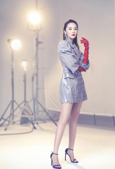 李曼光影靓丽个性写真图片25