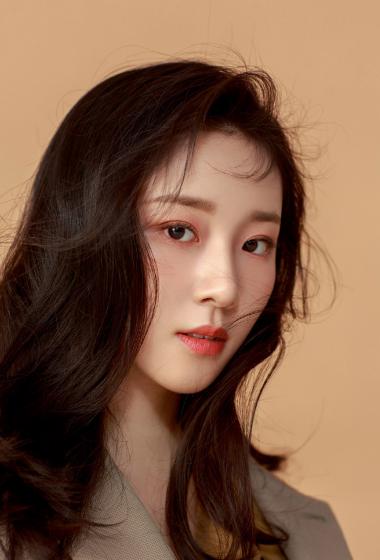 > 葛施敏时尚魅力写真图片(1/6)