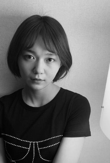 火箭少女101段奥娟黑白自拍照图片56