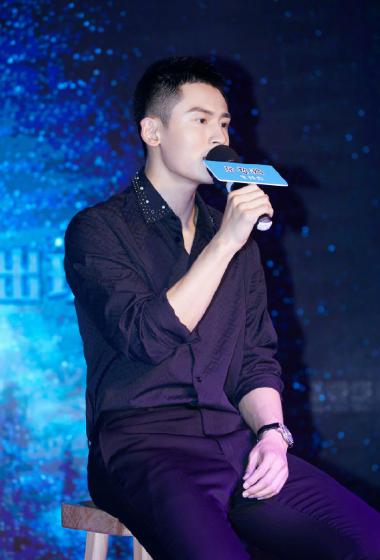 张哲瀚短寸帅气写真图片89