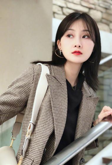 林鹏甜美秀丽写真图片49