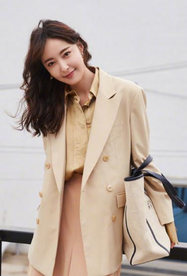 米露图片 米露写真 米露个人资料