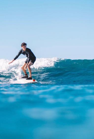 汤姆赫兰德图片