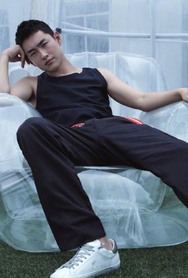 王彦霖硬朗帅气写真图片89