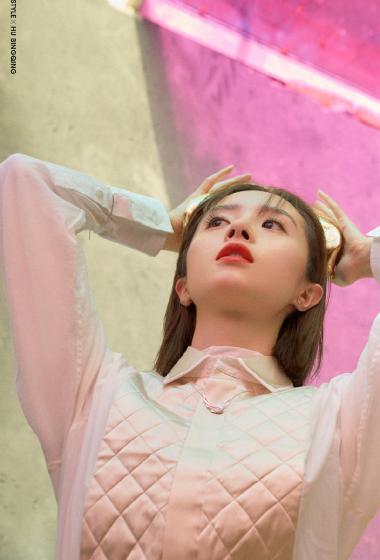 胡冰卿纯白青春活力写真图片46