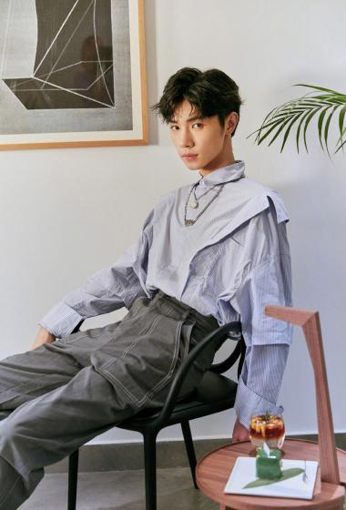 宋继扬昕薇杂志封面写真图片89