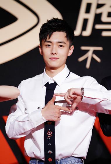 翟子路清新阳光帅痞写真图片66