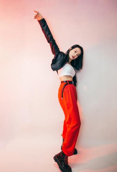 宋茜酷美皮衣时尚写真图片112