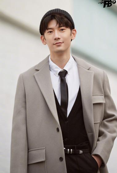 刘芮麟精致帅气写真图片36