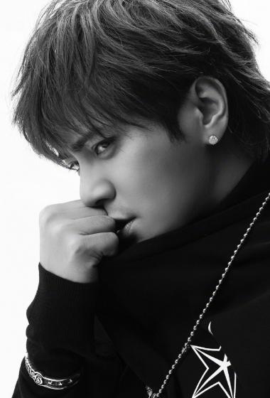 简介:罗志祥黑白品牌代言图片,分享一组罗志祥图片给大家,图中的明星