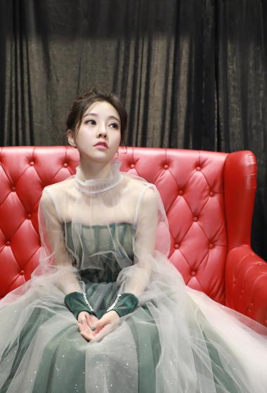 冯提莫仙气十足甜美性感图片37