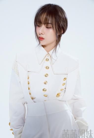 曹曦月纯白浪漫杂志写真图片46