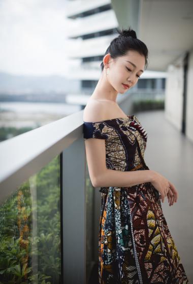 > 苗苗清新甜美写真图片(6/6)