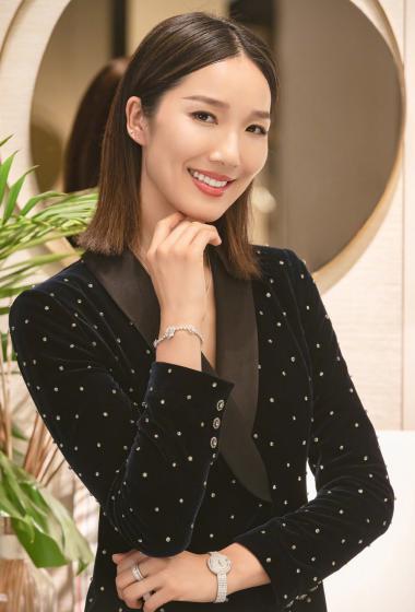 李亚男气质性感写真图片44