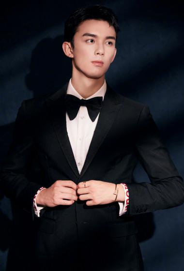 吴磊硬朗英气西装写真图片68