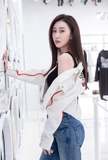 楚月露脐装清凉性感写真图片26