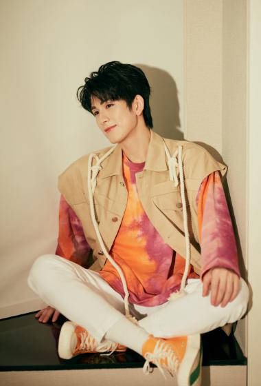 朱赞锦图片 朱赞锦写真 朱赞锦个人资料