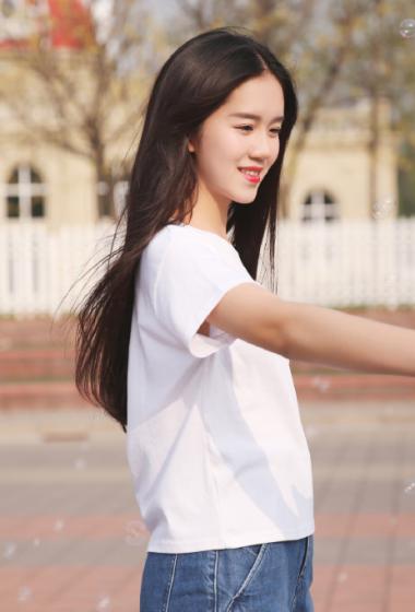 张琳艺甜美养眼私服图片34