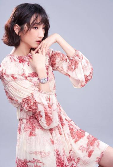 简介:柯佳嬿小清新写真图片,分享一组柯佳嬿图片给大家,图中的明星