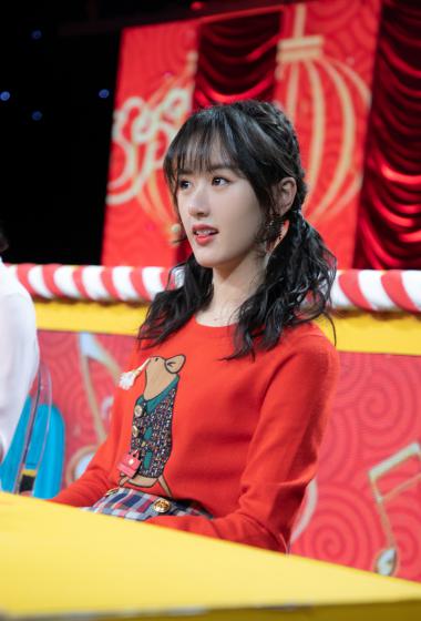 袁冰妍春节甜美活动照图片57