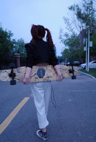 尚语贤双马尾公路活力写真图片59