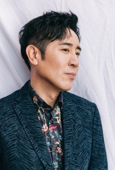 于和伟熟男风绅士写真图片59