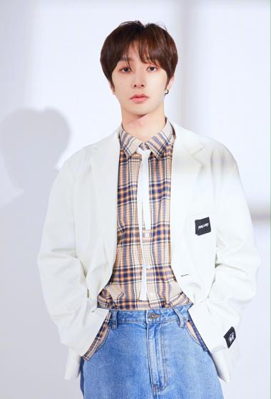 少年之名选手左其铂帅气图片59