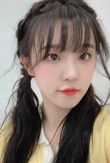 宋雨琦粉嫩俏皮自拍图片14