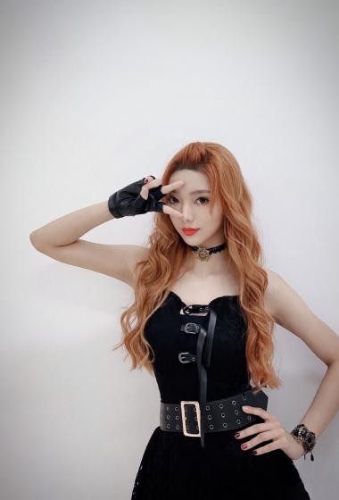 李紫婷金发俏丽自拍照图片34