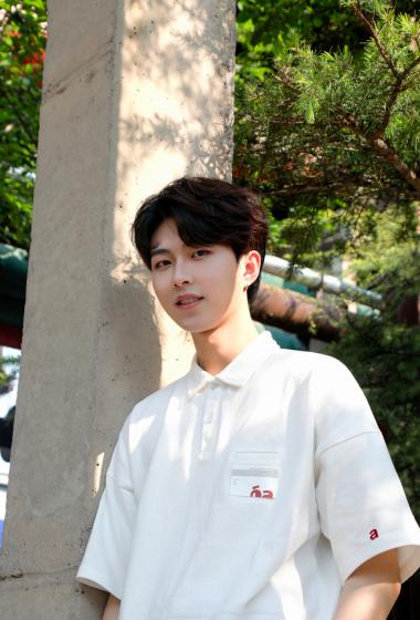 李歌洋休闲随性生活照图片812