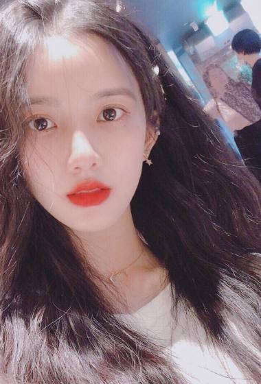 刘些宁清新甜美自拍图片57