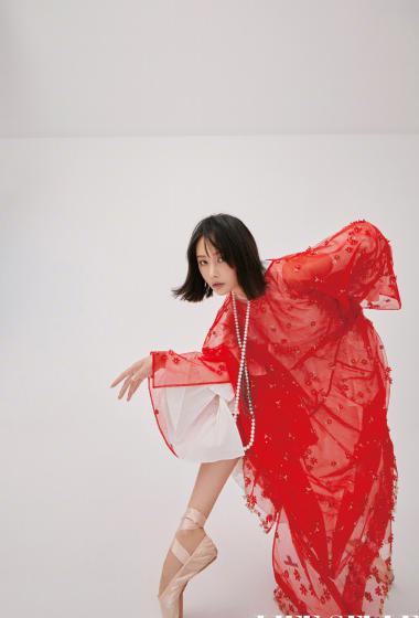 李纯舞蹈造型性感写真图片38