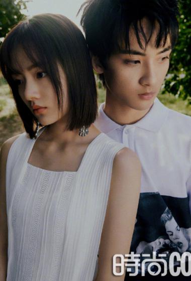 任敏边程野外戎马装写真大片1114