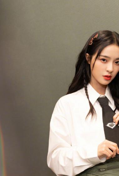 李莎旻子甜美学院风写真图片59