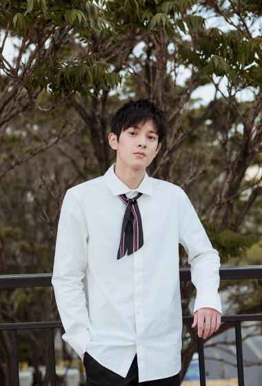 王润泽时尚帅气写真图片15