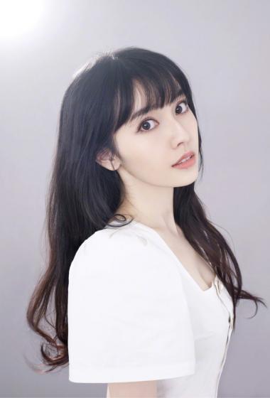 刘一曈俏丽户外写真图片59