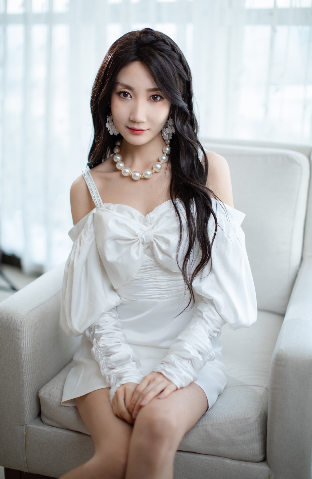 乃万Olay直播间优雅性感写真,乃万图片