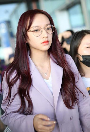 程潇无刘海造型机场私服图片19