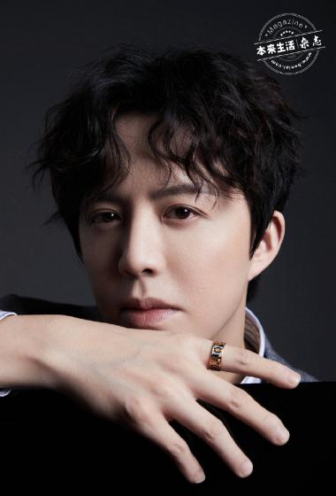 李云迪风度翩翩文艺写真图片718