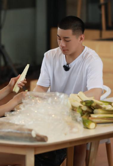 卡斯柏中餐厅第四季十一期剧照图片39