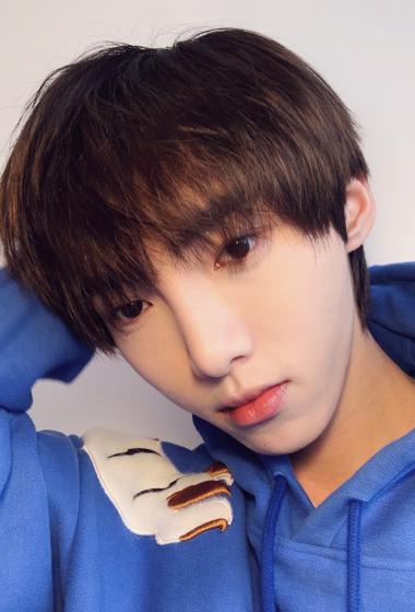 赵磊元气清新生活照图片89