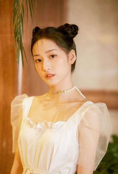 杨肸子图片
